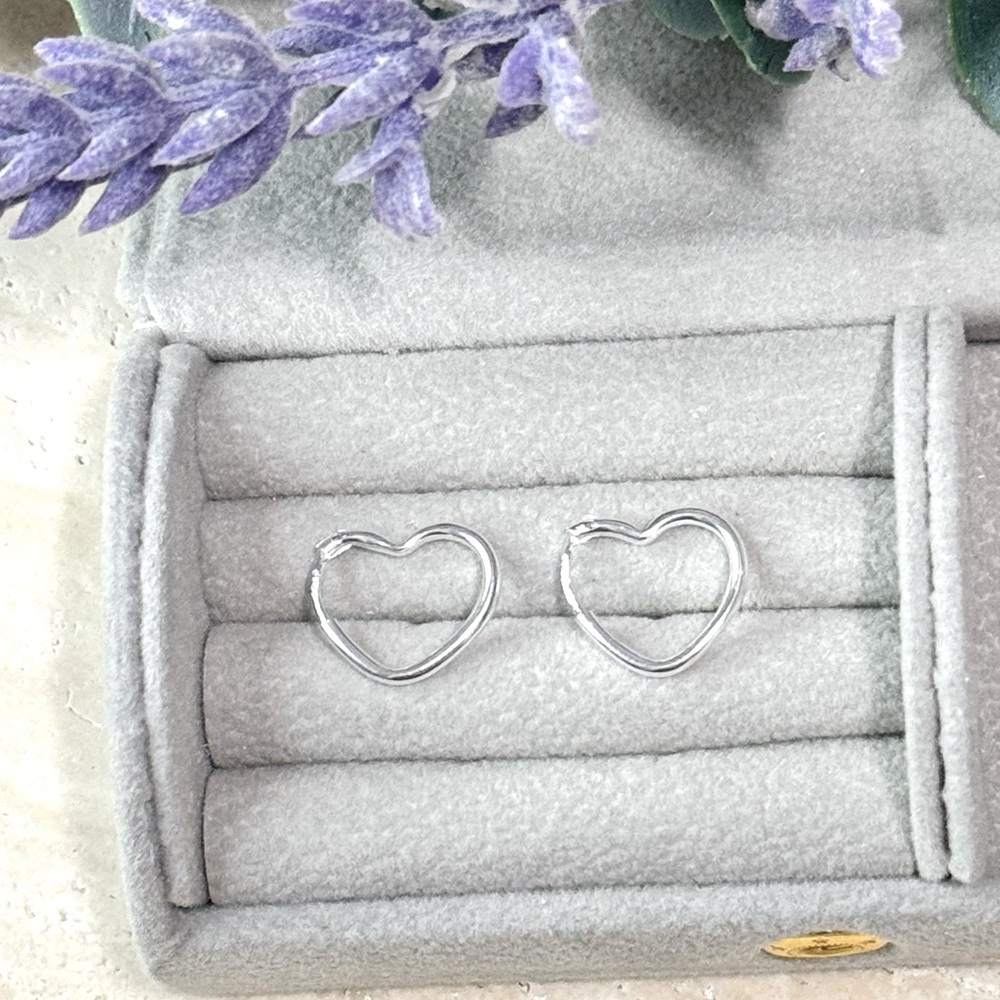 925 Silver Heart Shaped Earrings